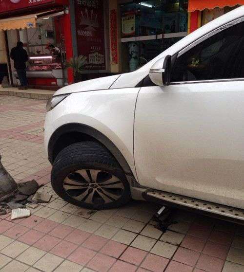 Китайські водії суворі і нещадні (75 фото)