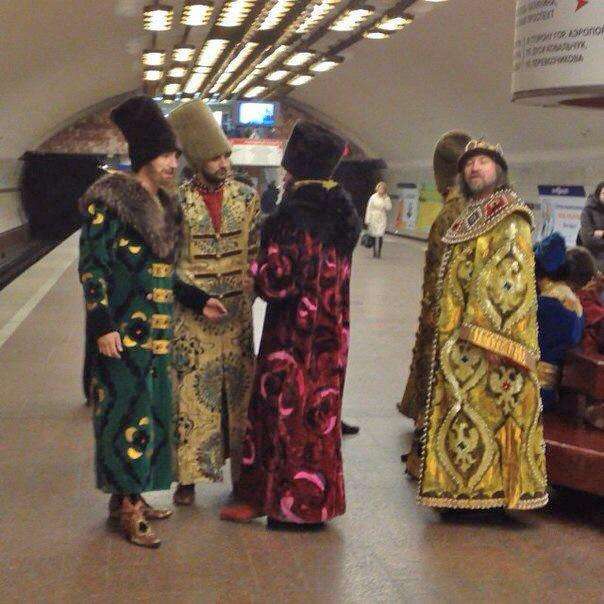 Яскраві особистості з метрополітену (20 фото)