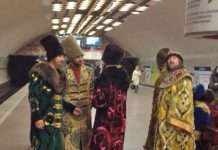 Яскраві особистості з метрополітену (20 фото)