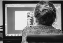 Використання графічного дизайну для покращення онлайн-навчання та розробки курсів