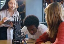 Як технічний літній табір перетворив літо на час «приходь і показуй».