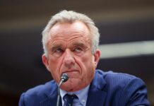 Суд зупинив зміни в політиці вакцинації від RFK Jr.