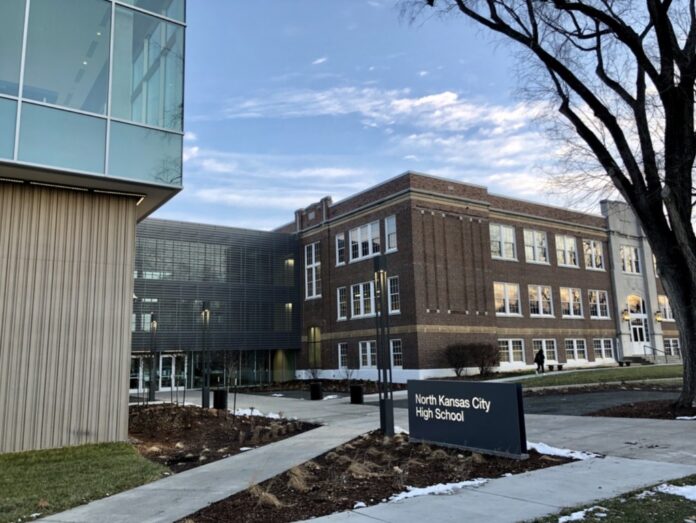 e8576fd0-07cc-42f4-822b-83c7c549b968