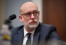 Політика замість експертизи: нові правила 白宫 грантів